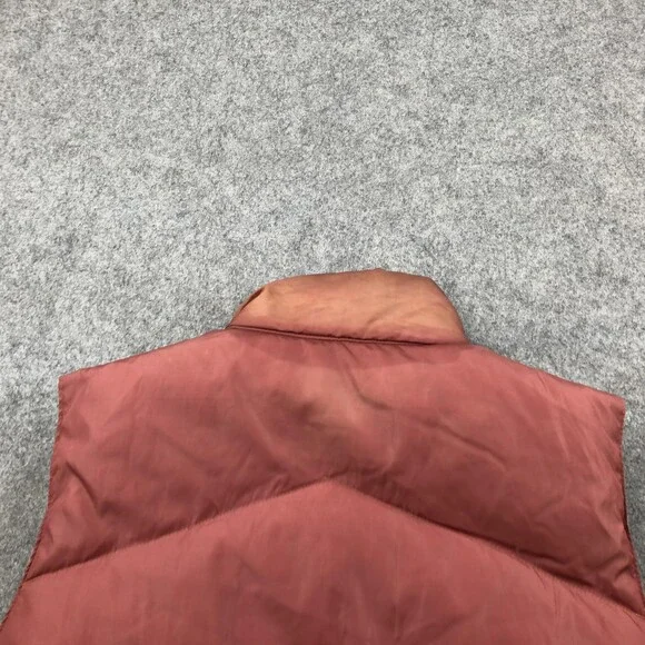 Camel Goose Down Vest Mens Medium Reversible Red Tan Puffer Quilted Snap Front - Picture 12 of 15